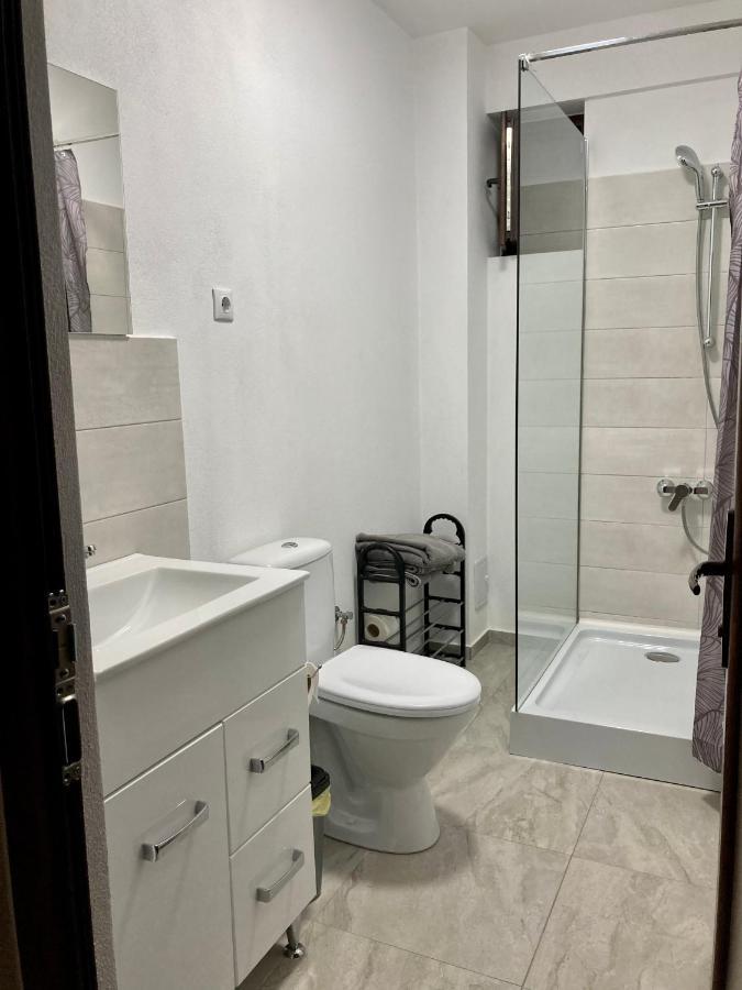 דירות דרובטה-טורנו-סברין Apartament Luca מראה חיצוני תמונה